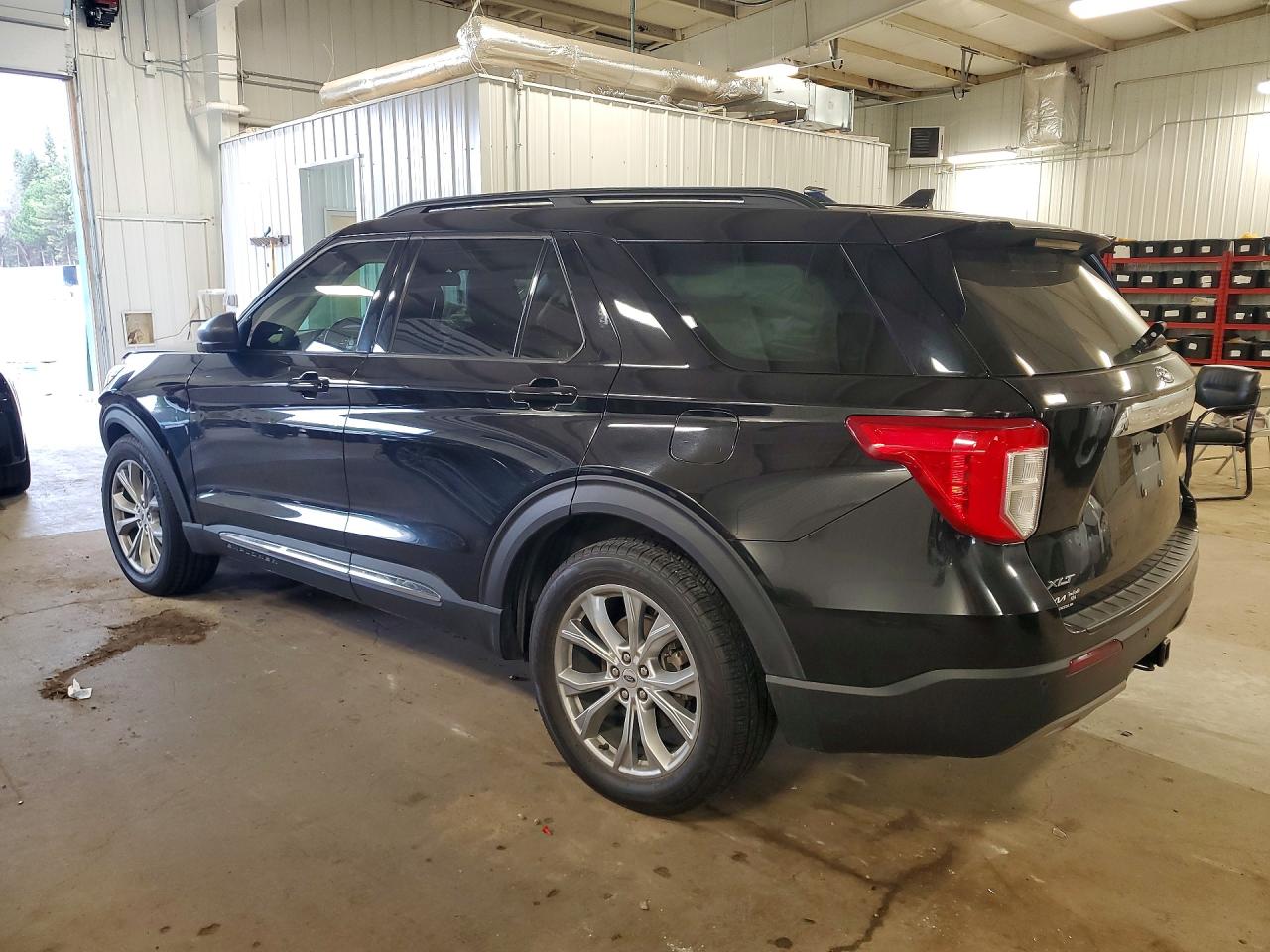 2020 FORD EXPLORER XLT — снимка 2