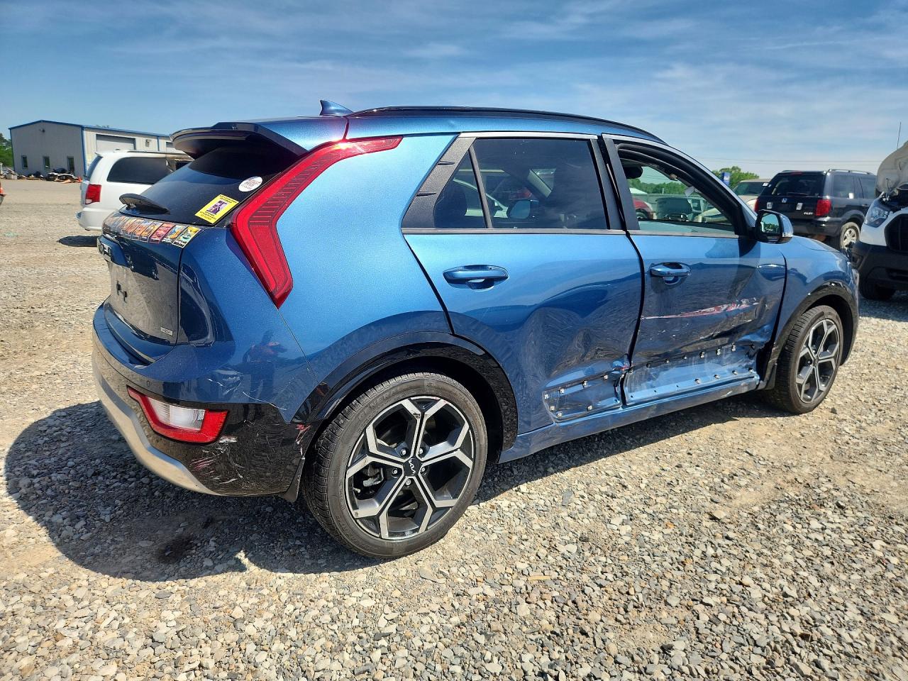 2023 KIA NIRO EX — снимка 3