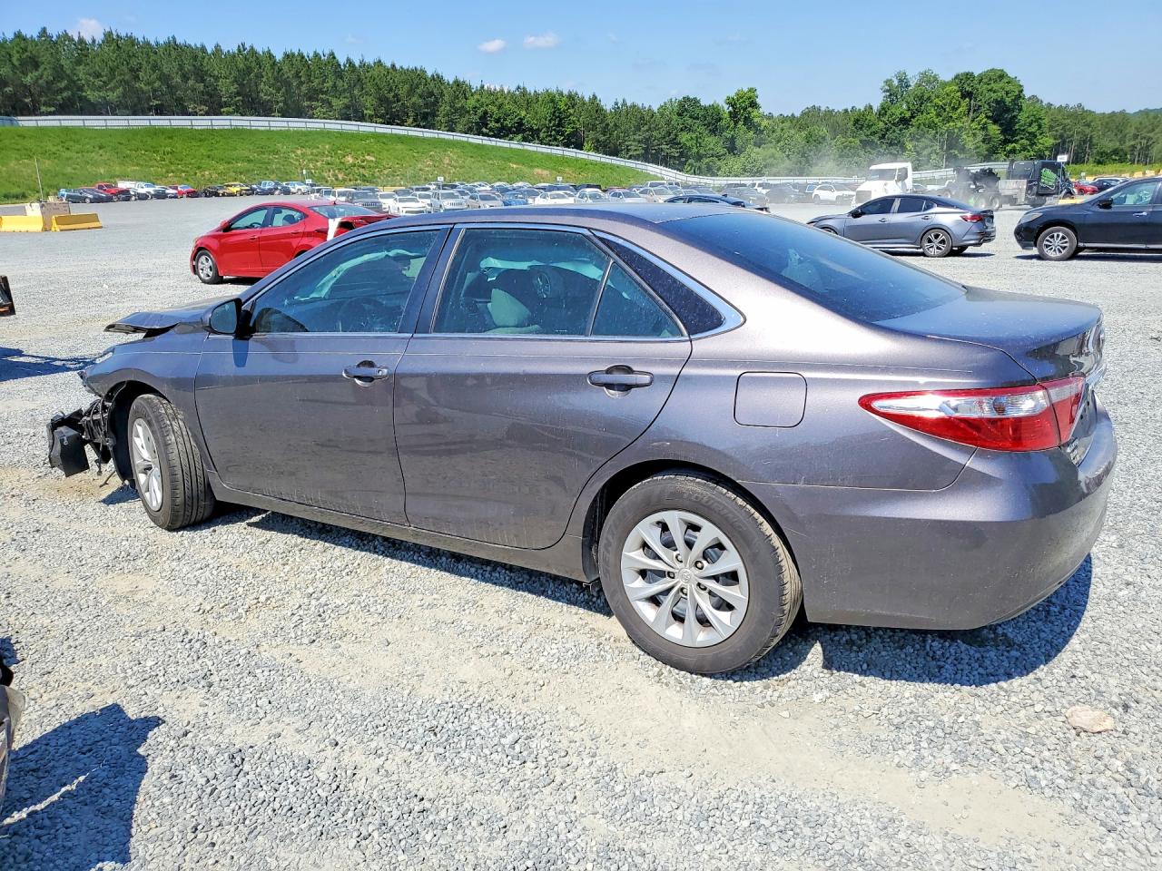 2015 TOYOTA CAMRY LE — снимка 2