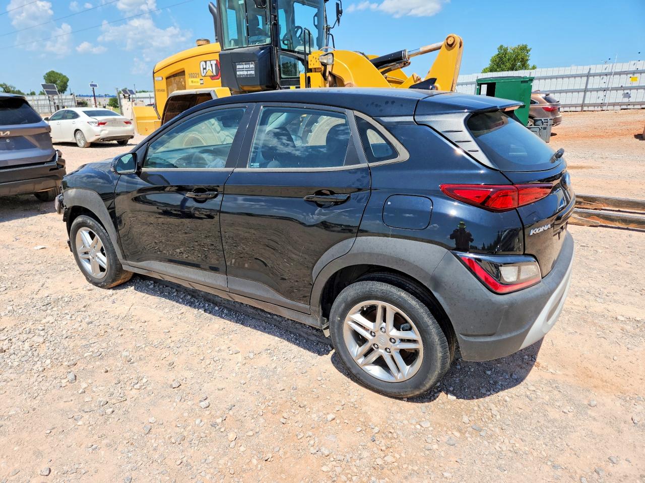 2023 HYUNDAI KONA SE — снимка 2