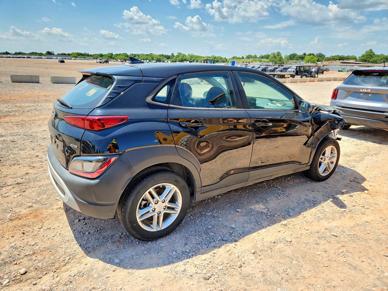 2023 HYUNDAI KONA SE — снимка 3