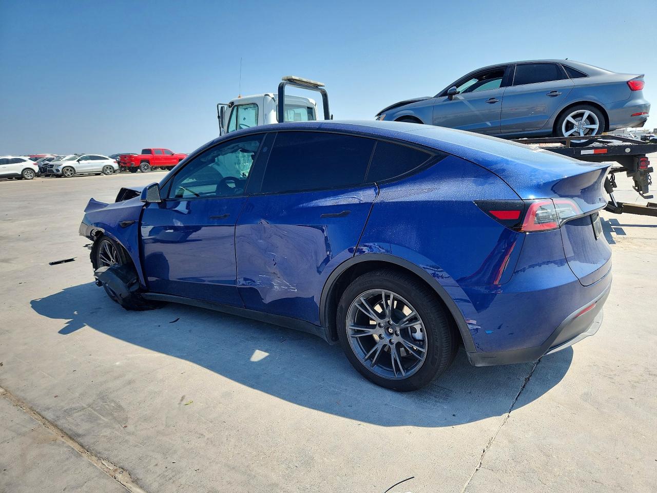 2025 TESLA MODEL Y — снимка 2