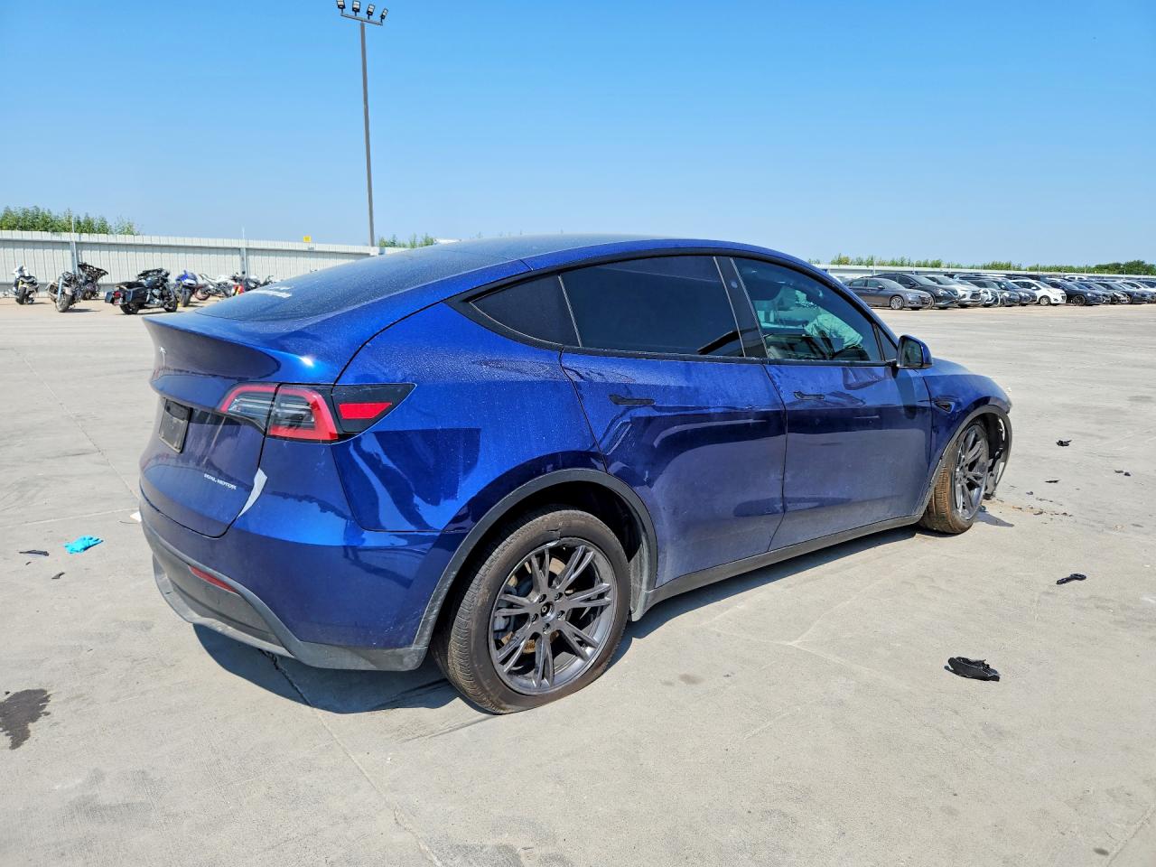 2025 TESLA MODEL Y — снимка 3