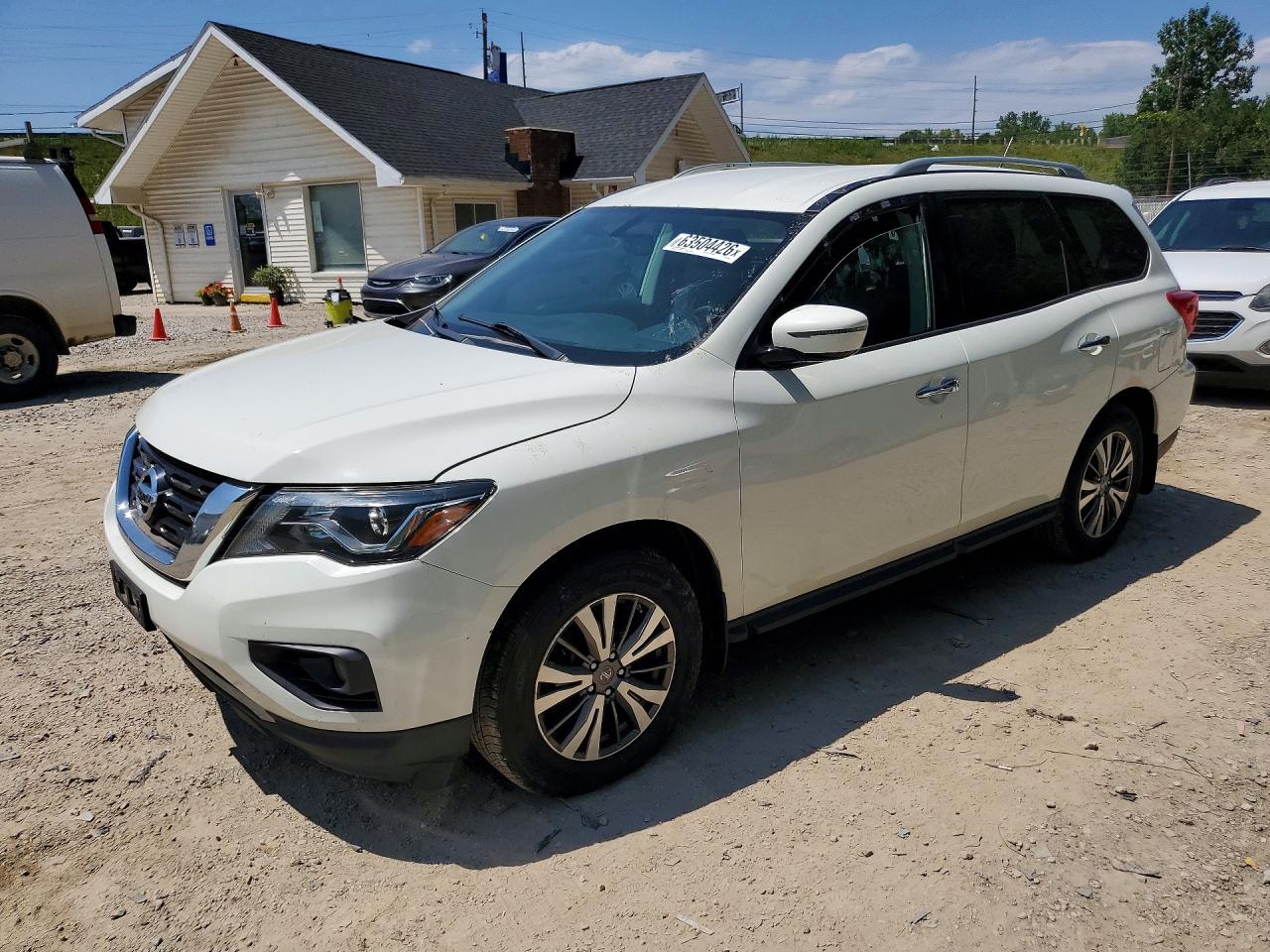 2017 NISSAN PATHFINDER SV