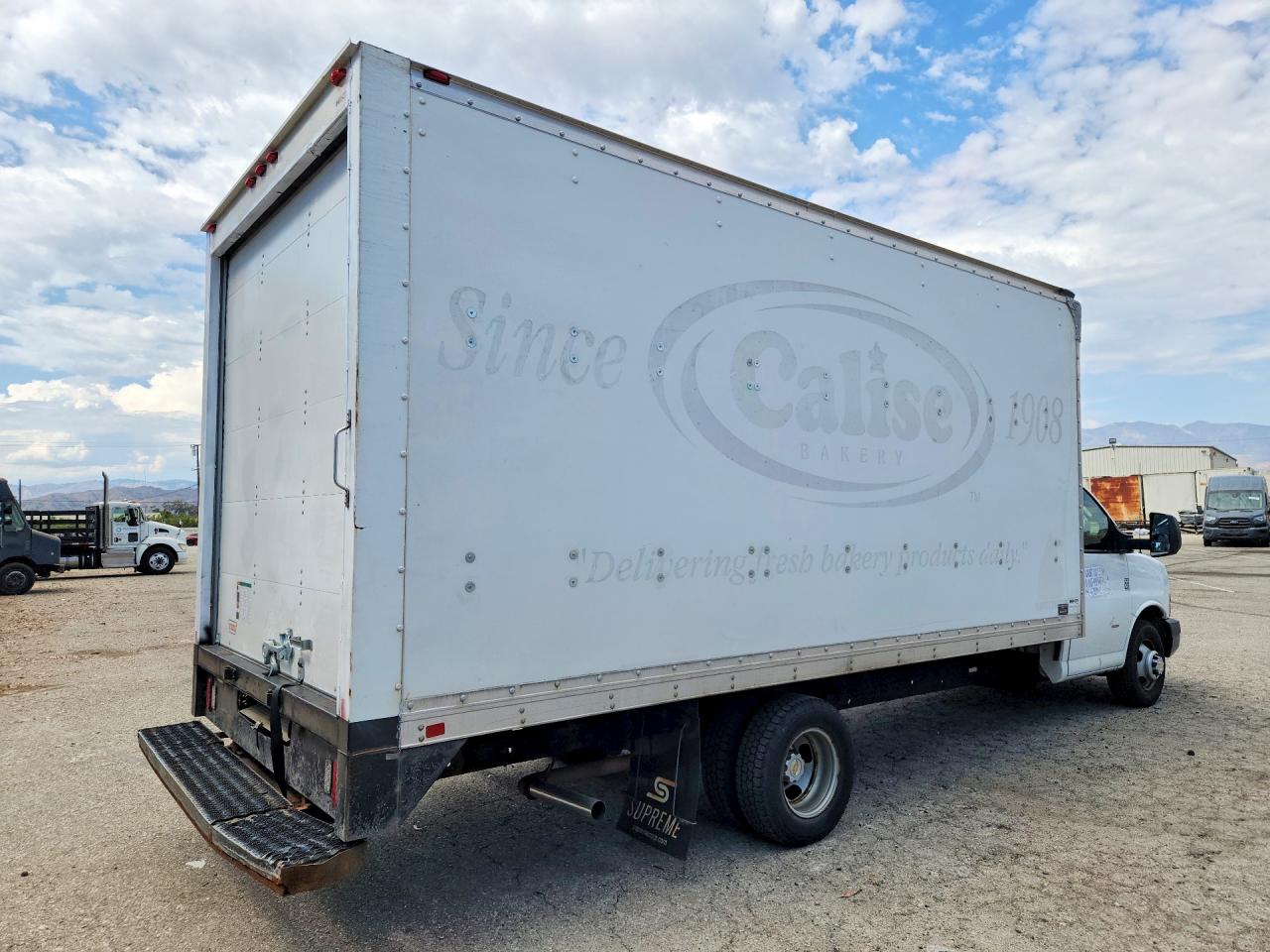 2018 CHEVROLET EXPRESS G3500 — снимка 3