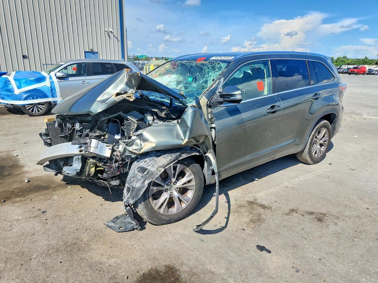 2015 TOYOTA HIGHLANDER XLE