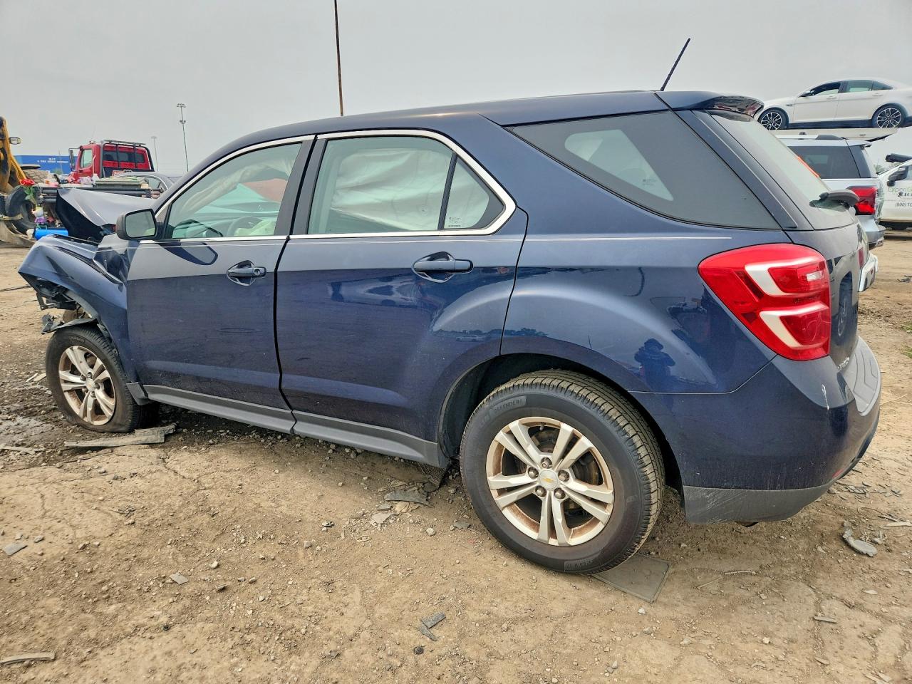 2017 CHEVROLET EQUINOX LS — снимка 2