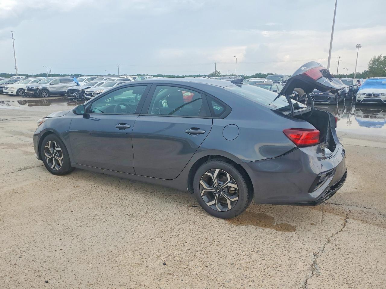 2021 KIA FORTE LXS — снимка 2