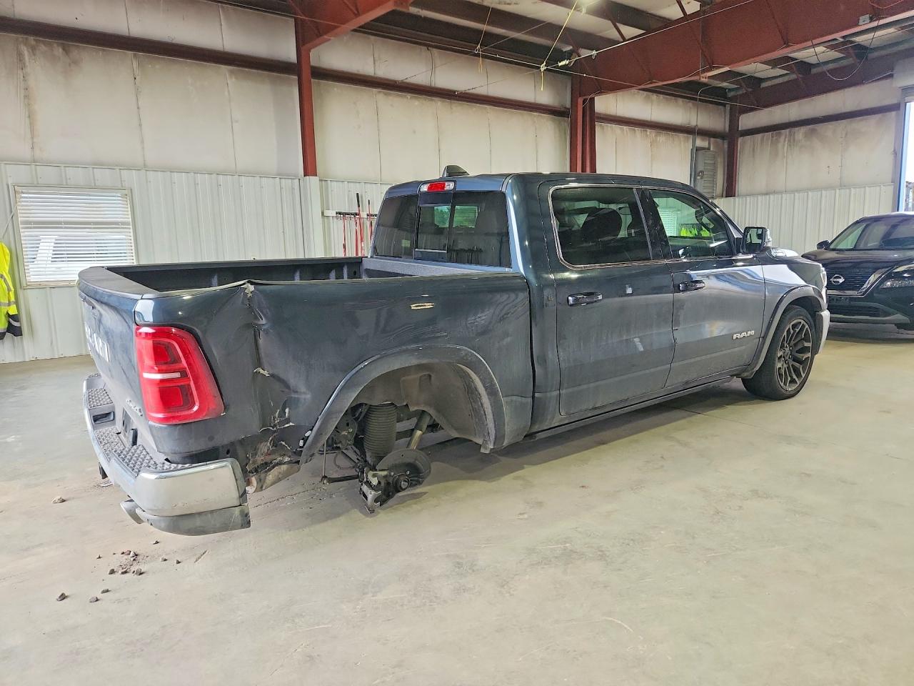 2026 RAM 1500 LIMITED — снимка 3