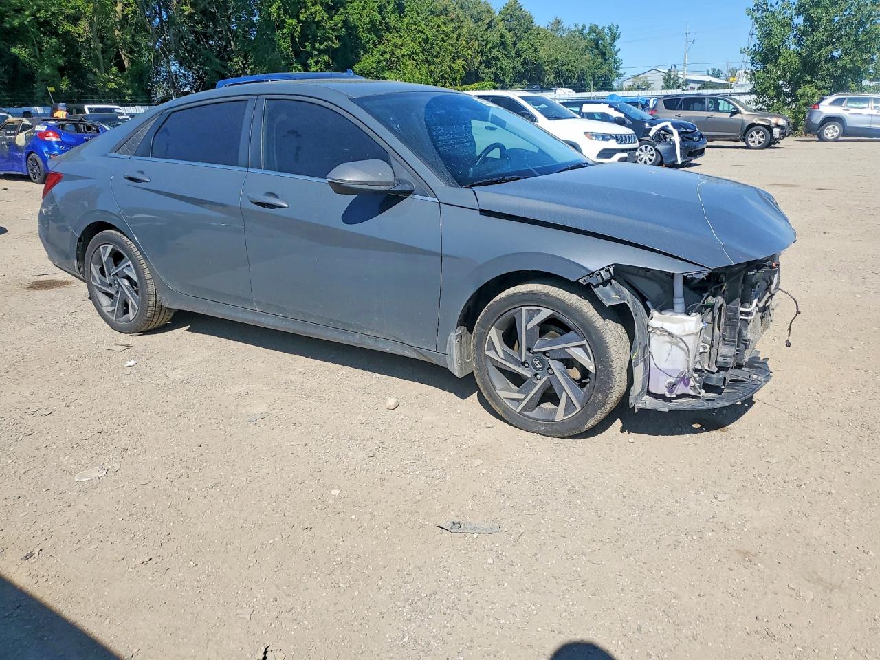 2025 HYUNDAI ELANTRA LIMITED — снимка 4