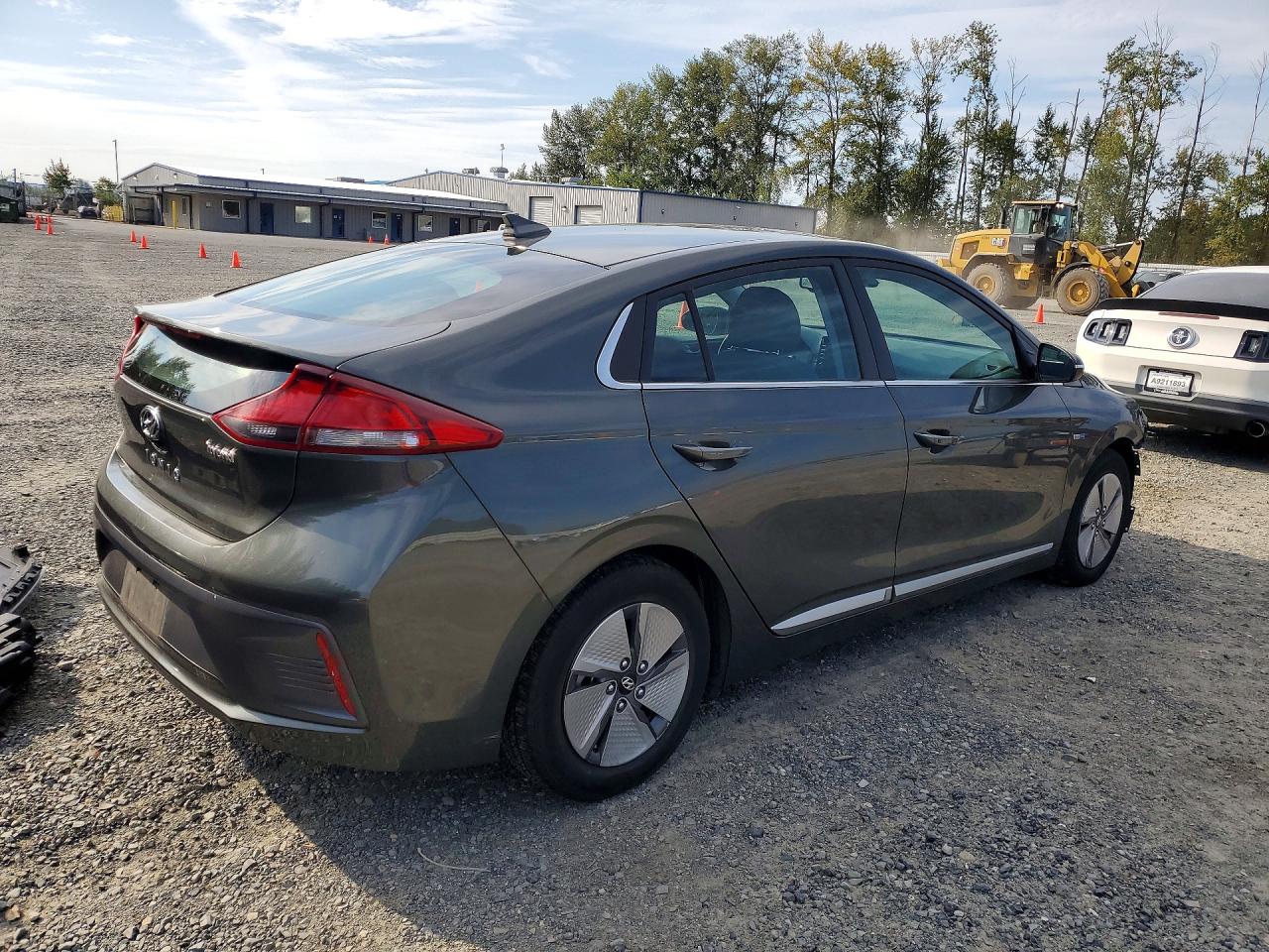 2020 HYUNDAI IONIQ SE — снимка 3