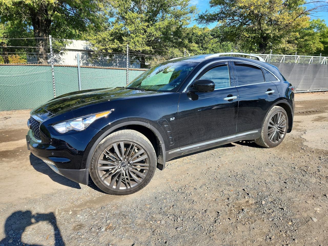 2017 INFINITI QX70 BASE