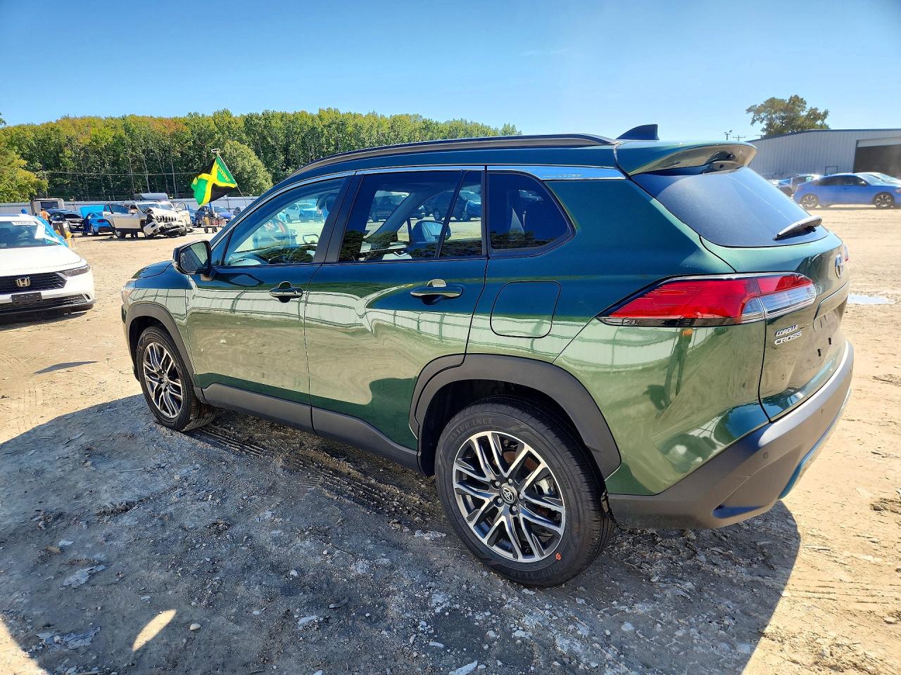 2026 TOYOTA COROLLA CROSS XLE — снимка 2