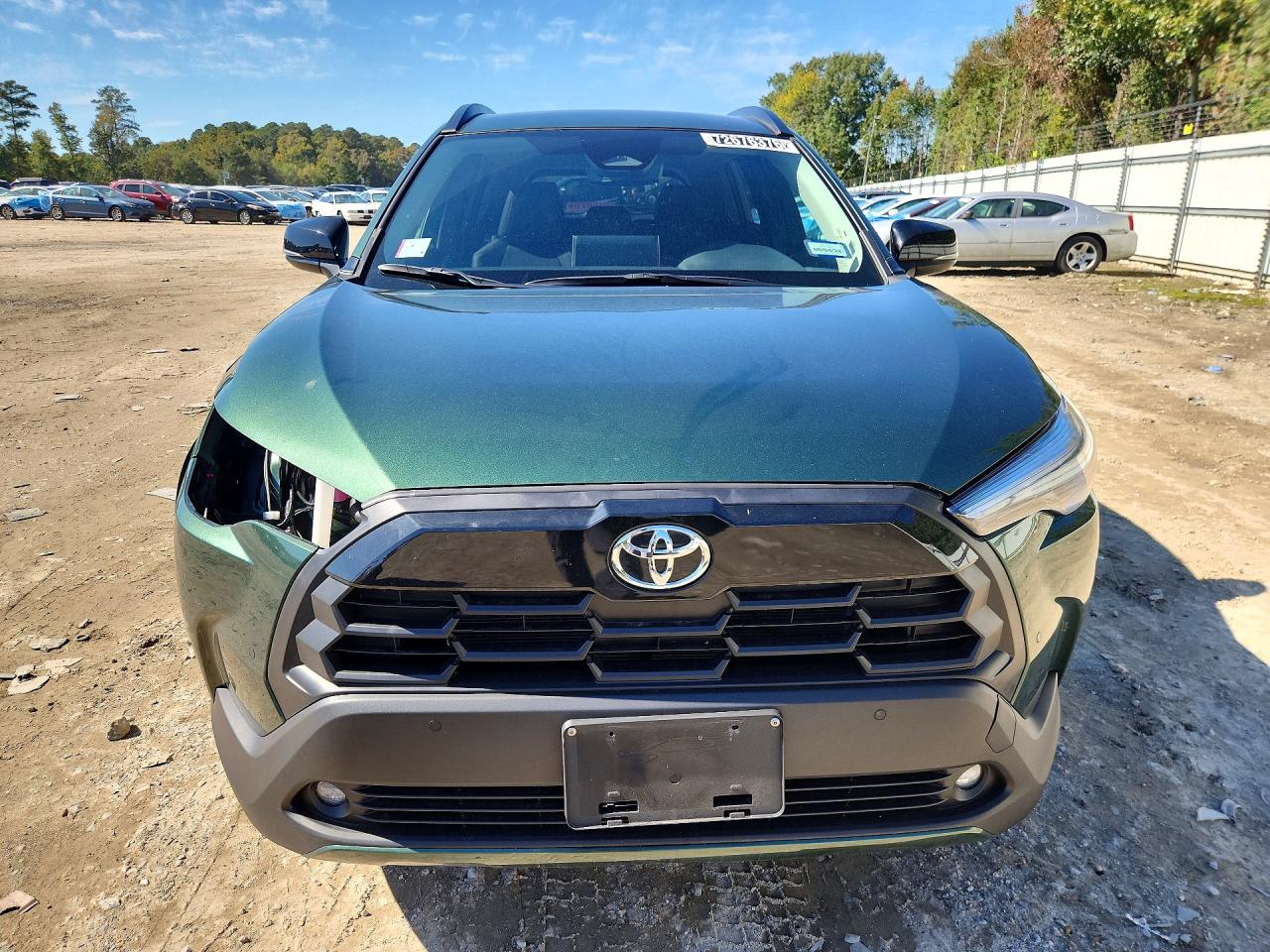 2026 TOYOTA COROLLA CROSS XLE — снимка 5