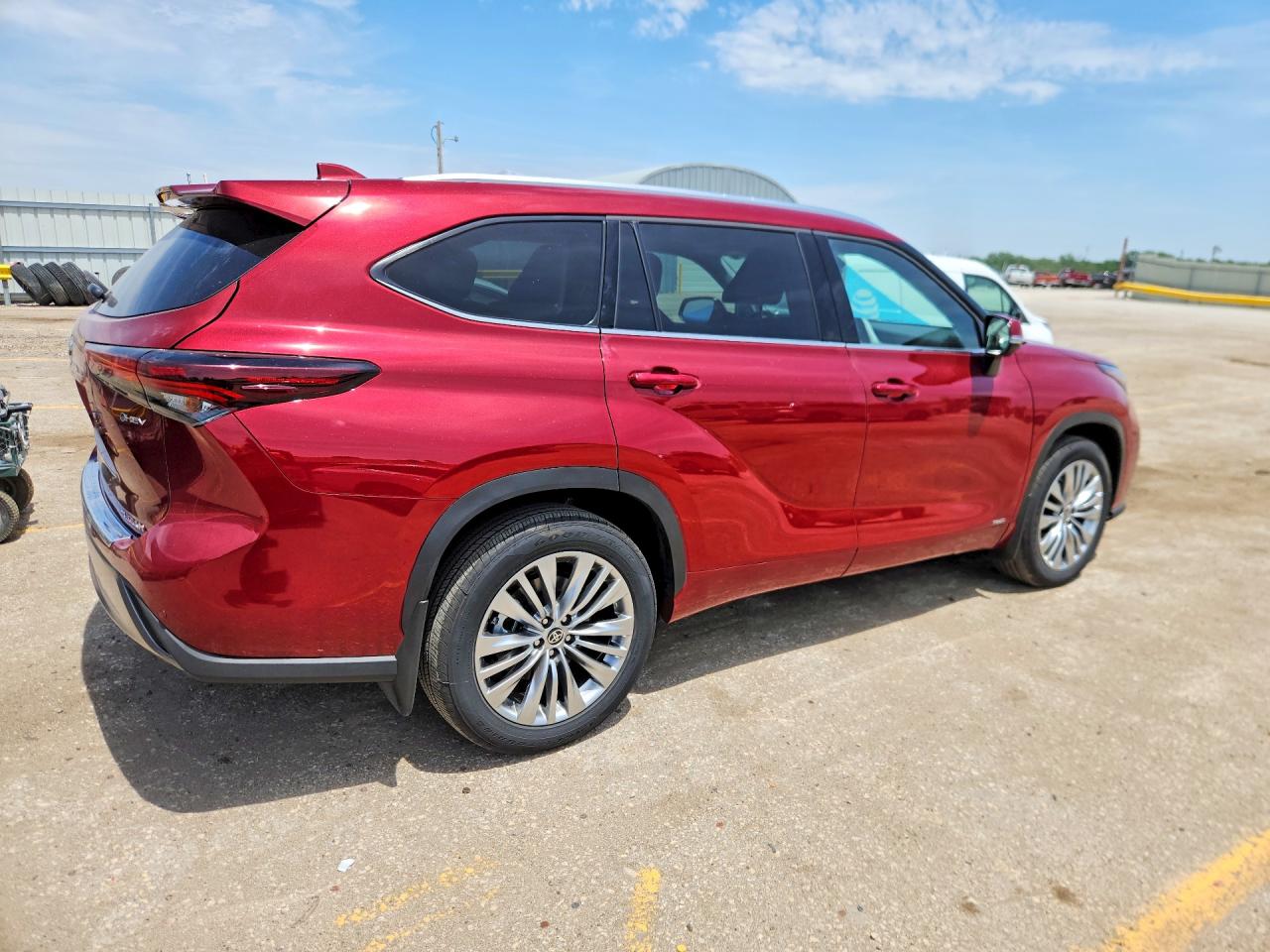 2026 TOYOTA HIGHLANDER HYBRID PLATINUM — снимка 3