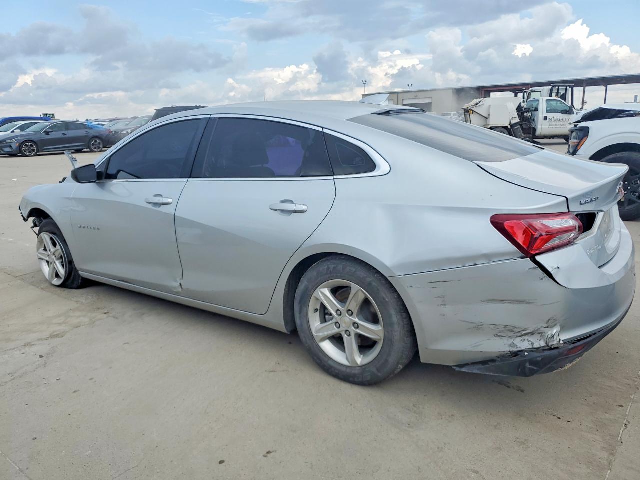 2022 CHEVROLET MALIBU — снимка 2