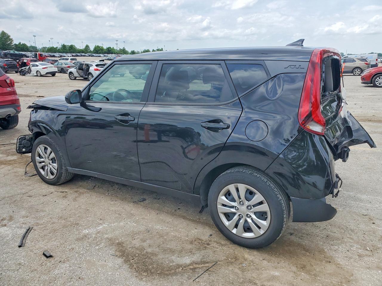 2022 KIA SOUL LX — снимка 2