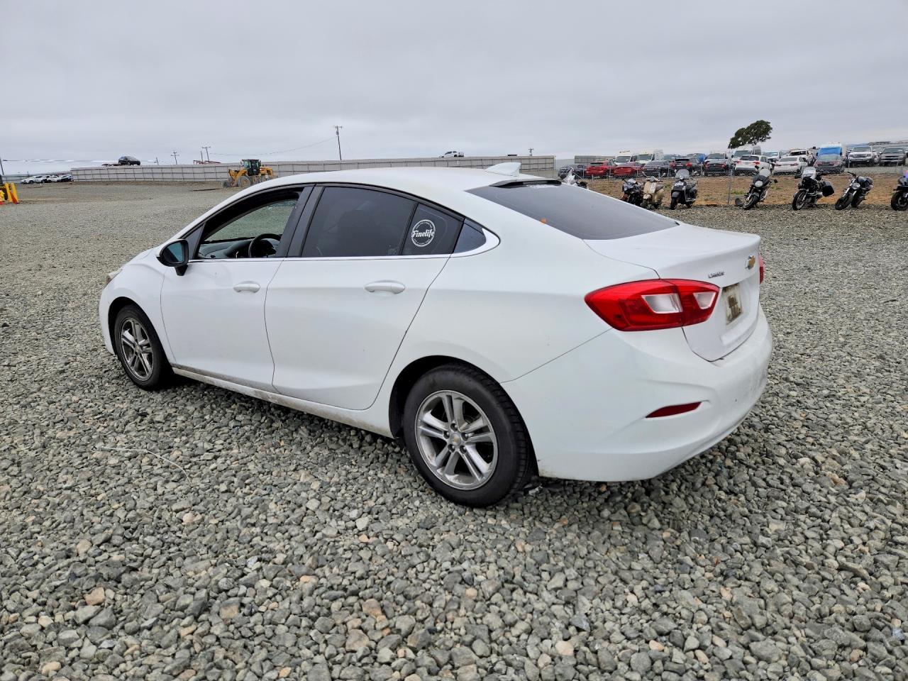 2017 CHEVROLET CRUZE LT — снимка 2