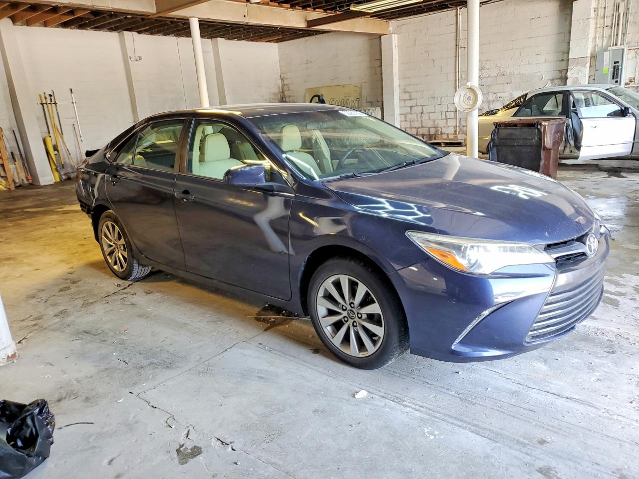 2017 TOYOTA CAMRY XLE — снимка 4