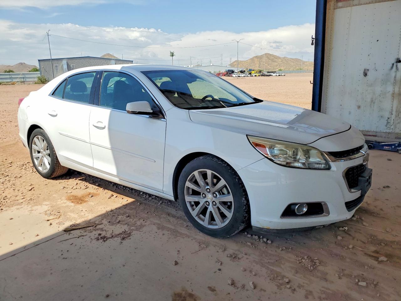 2015 CHEVROLET MALIBU 2LT — снимка 4