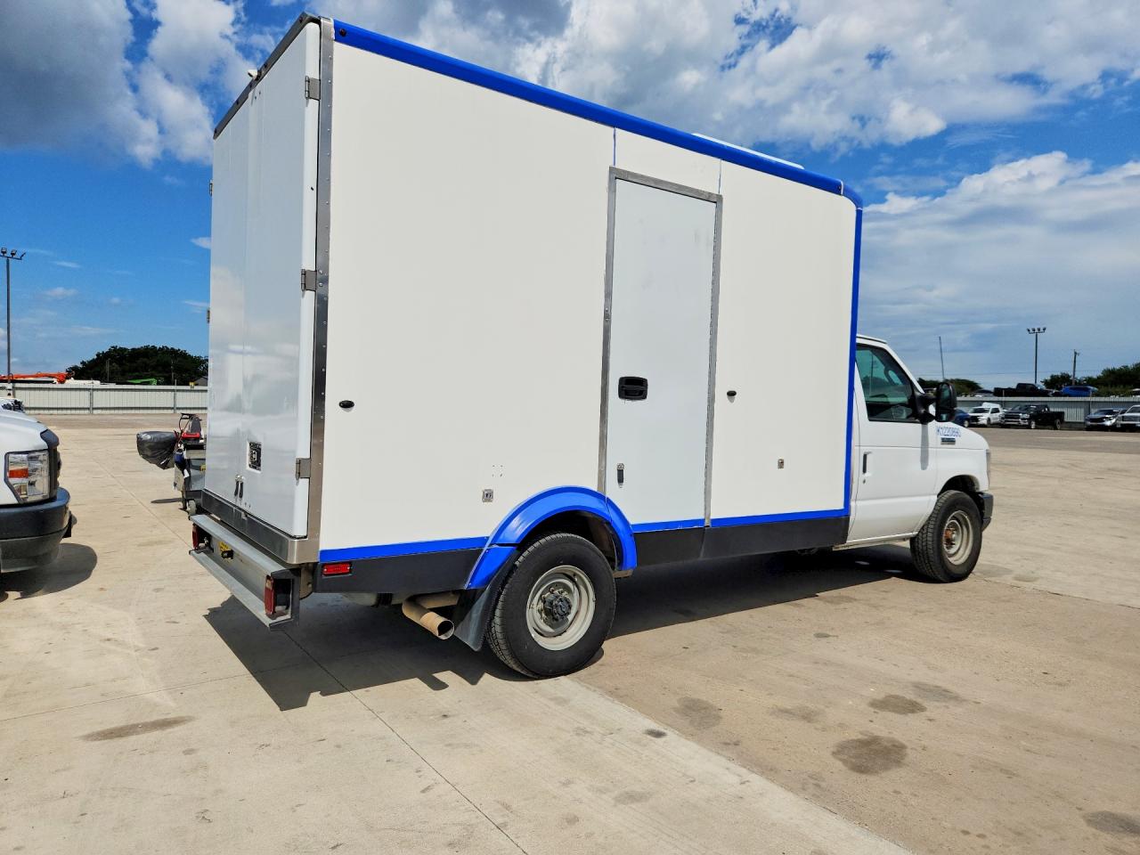 2023 FORD E350 — снимка 3