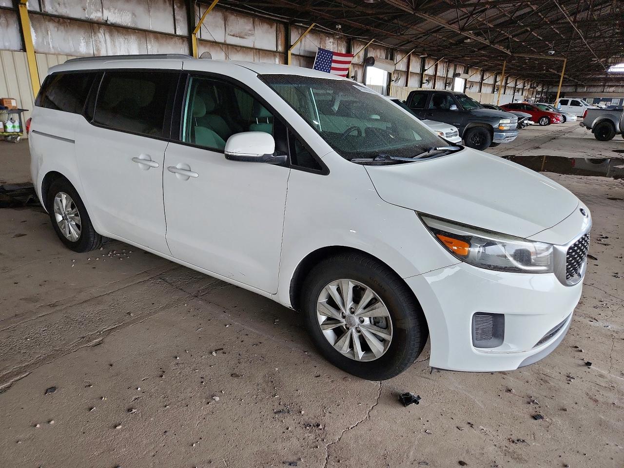 2016 KIA SEDONA LX — снимка 4
