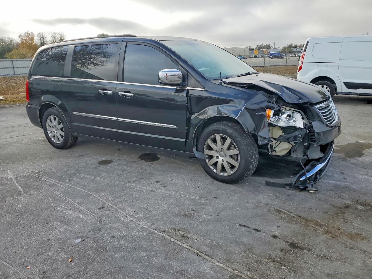 2016 CHRYSLER TOWN & COUNTRY TOURING — снимка 4