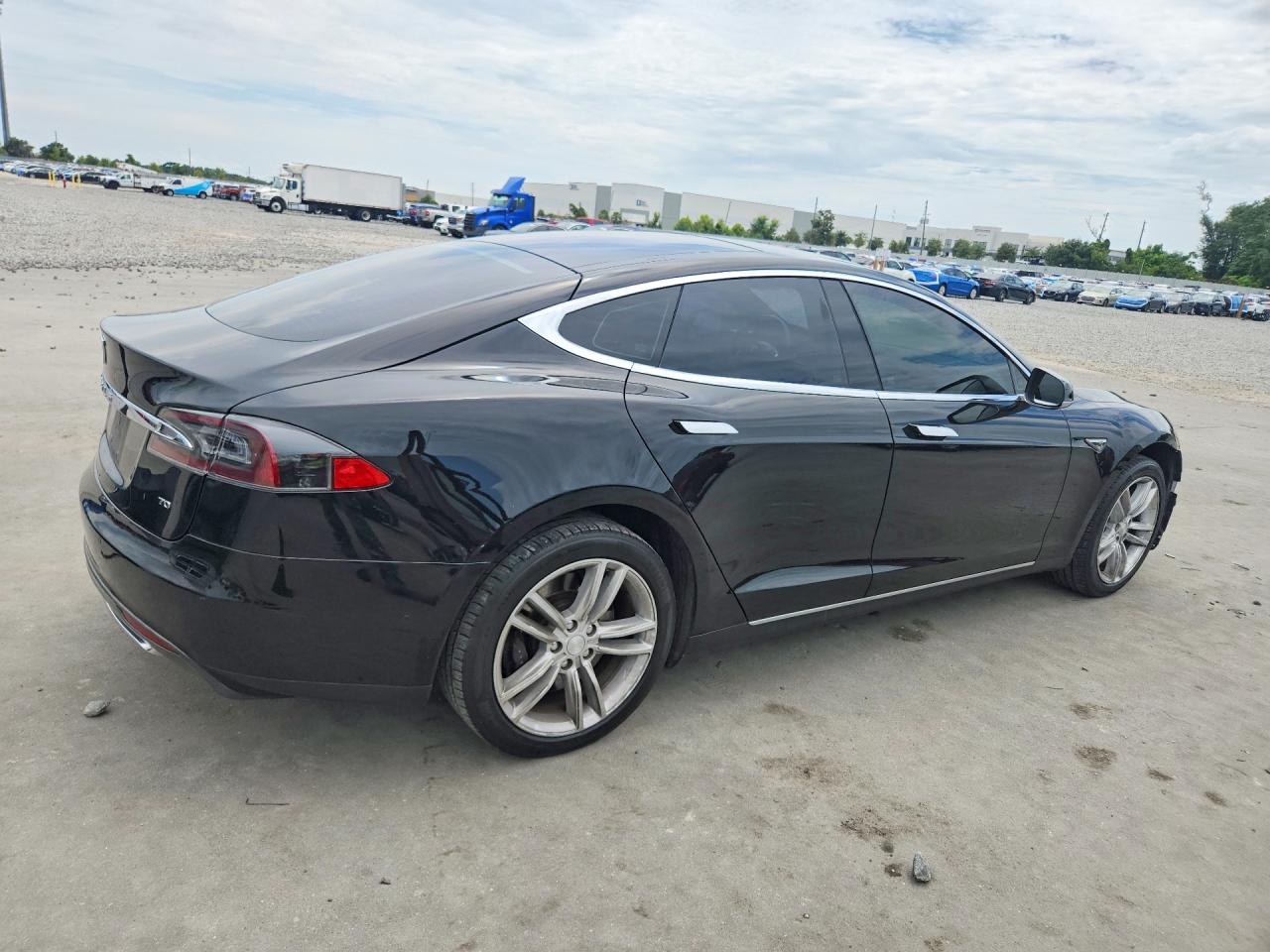 2016 TESLA MODEL S — снимка 3