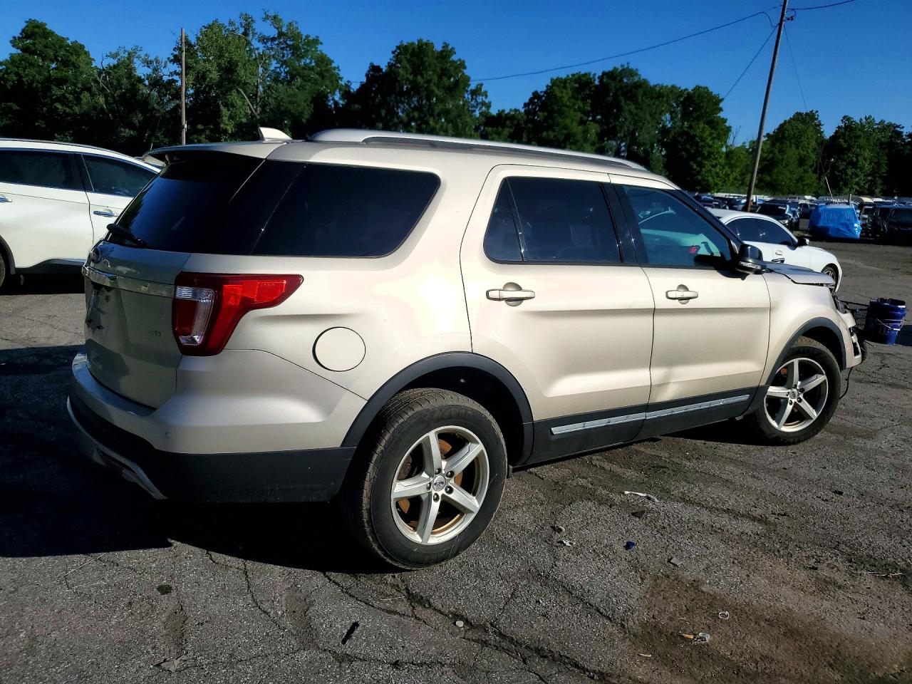 2017 FORD EXPLORER XLT — снимка 3