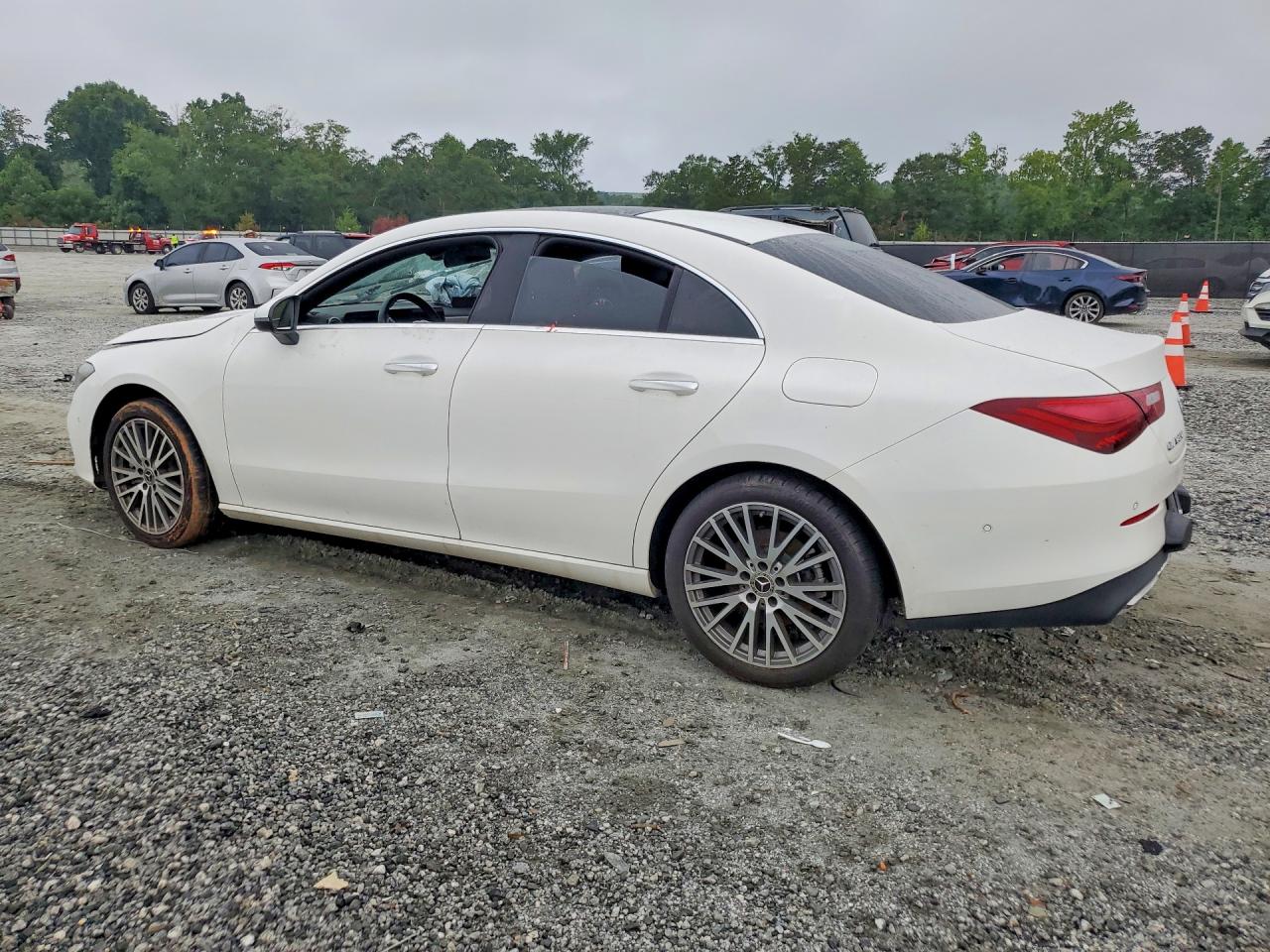 2025 MERCEDES-BENZ CLA 250 — снимка 2