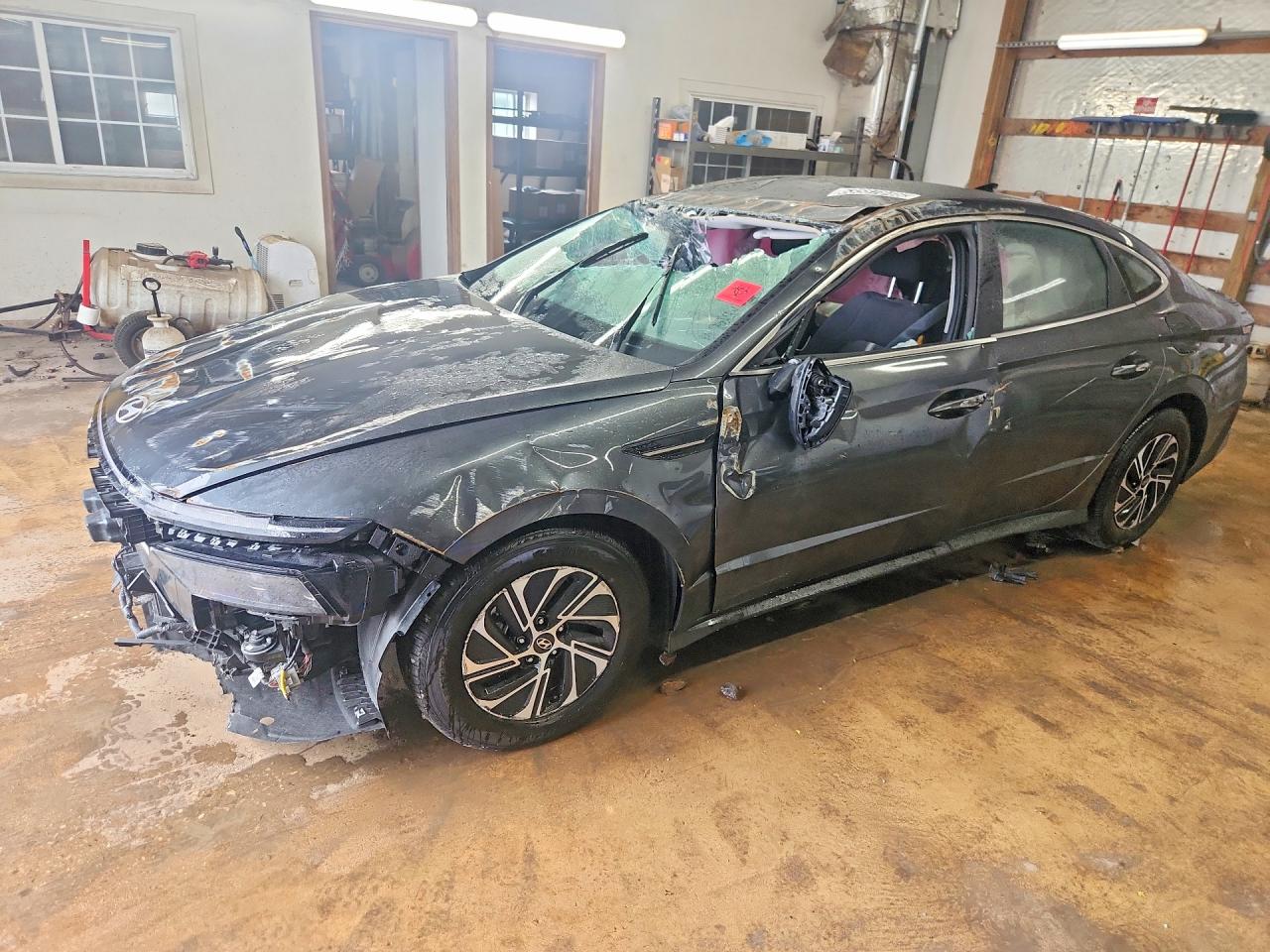 2026 HYUNDAI SONATA HYBRID BLUE