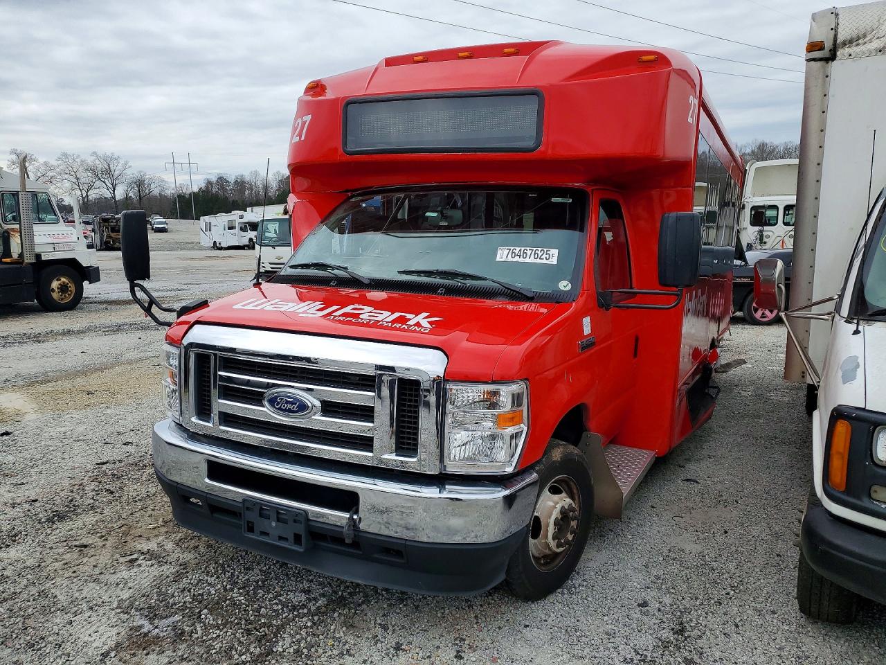 2025 FORD ECONOLINE E450 SUPER DUTY CUTAWAY VAN