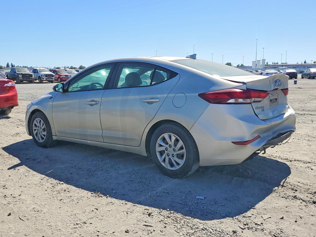 2017 HYUNDAI ELANTRA SE — снимка 2