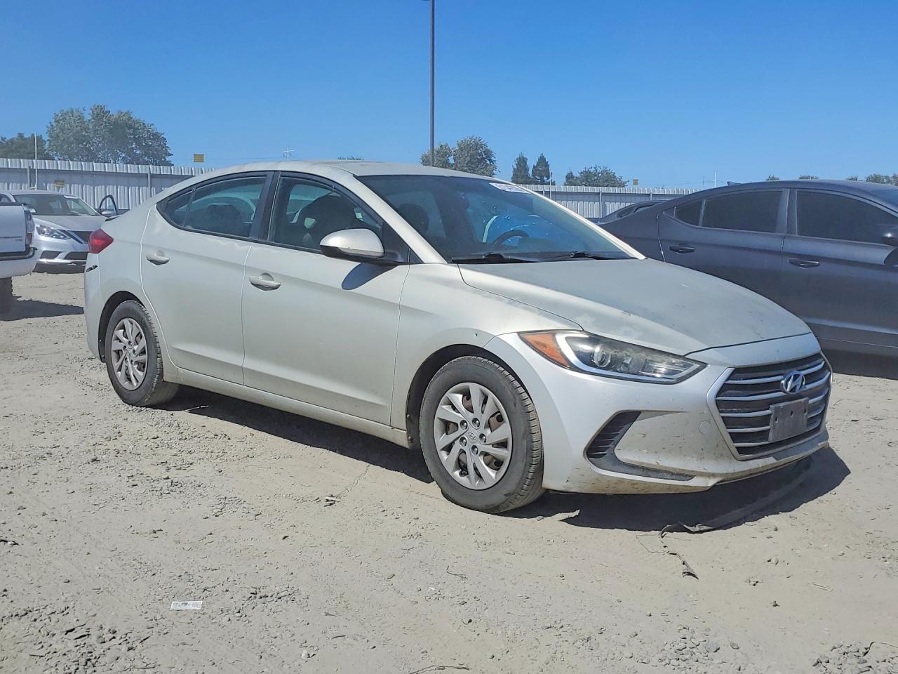 2017 HYUNDAI ELANTRA SE — снимка 4