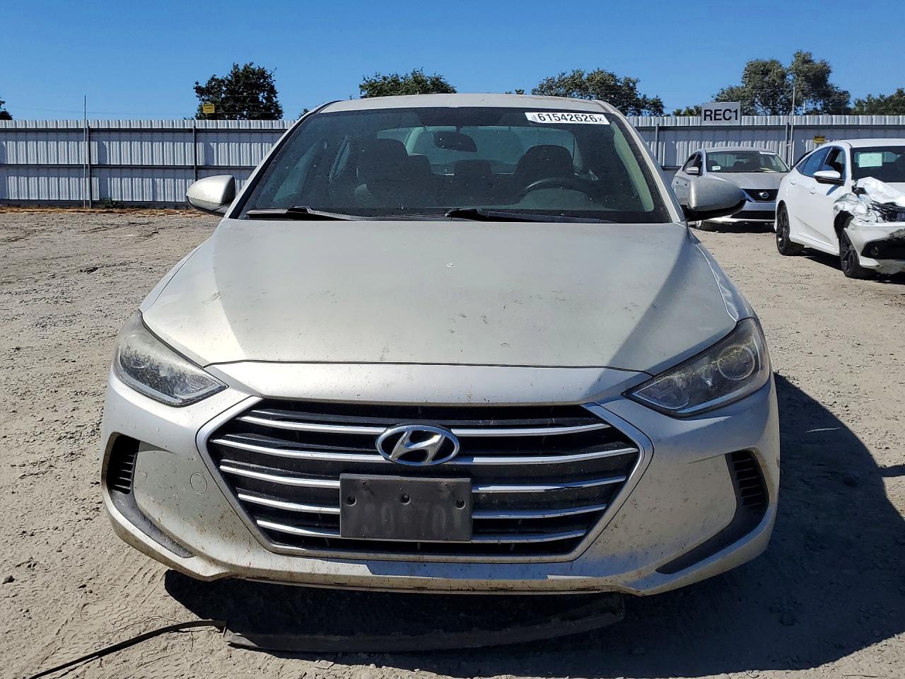 2017 HYUNDAI ELANTRA SE — снимка 5