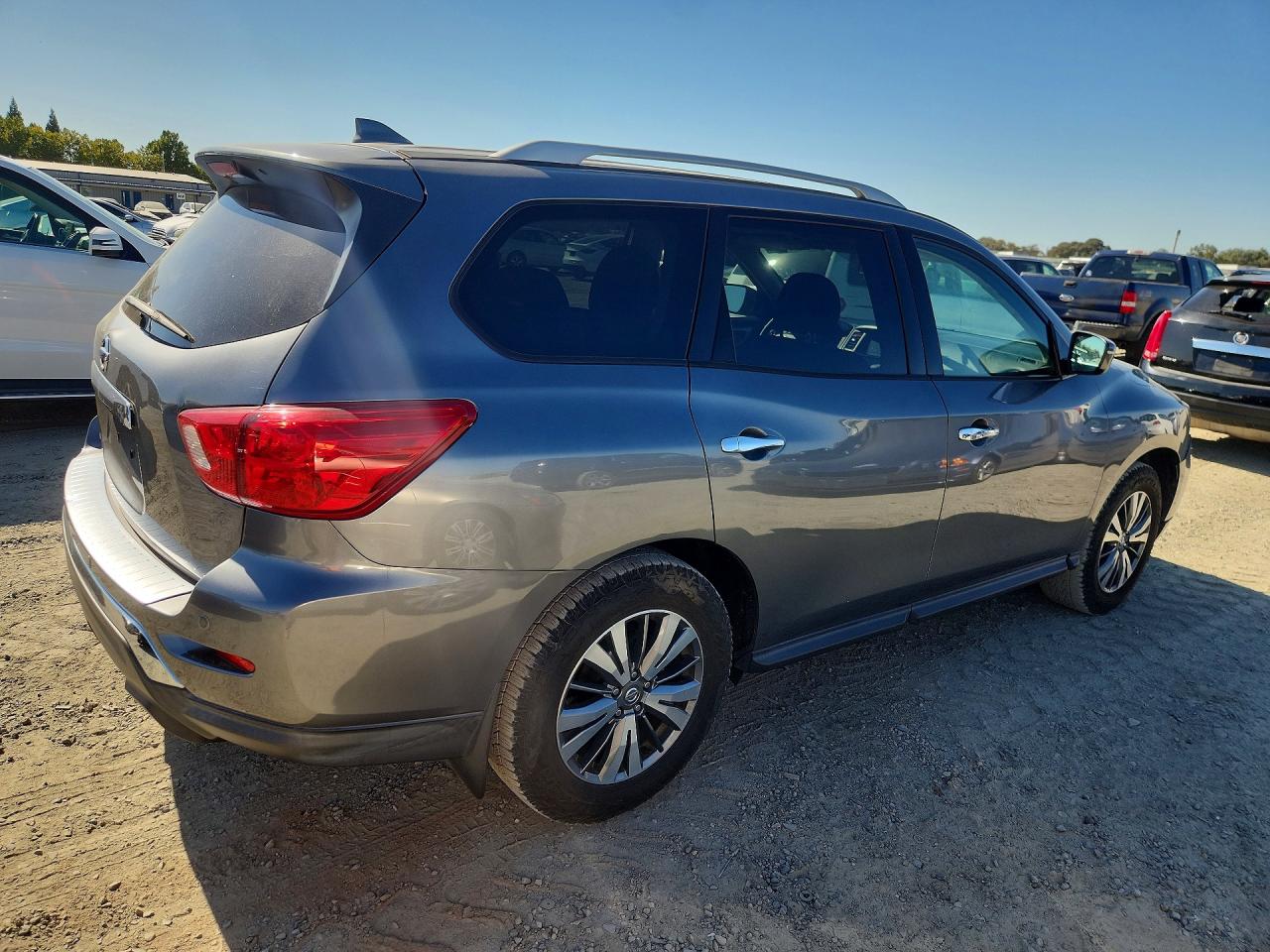 2020 NISSAN PATHFINDER S — снимка 3