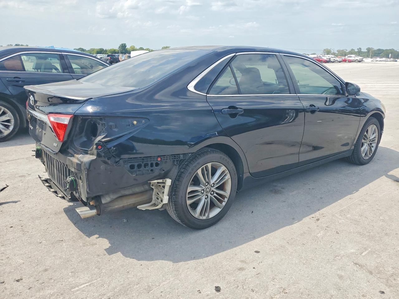 2015 TOYOTA CAMRY SE — снимка 3