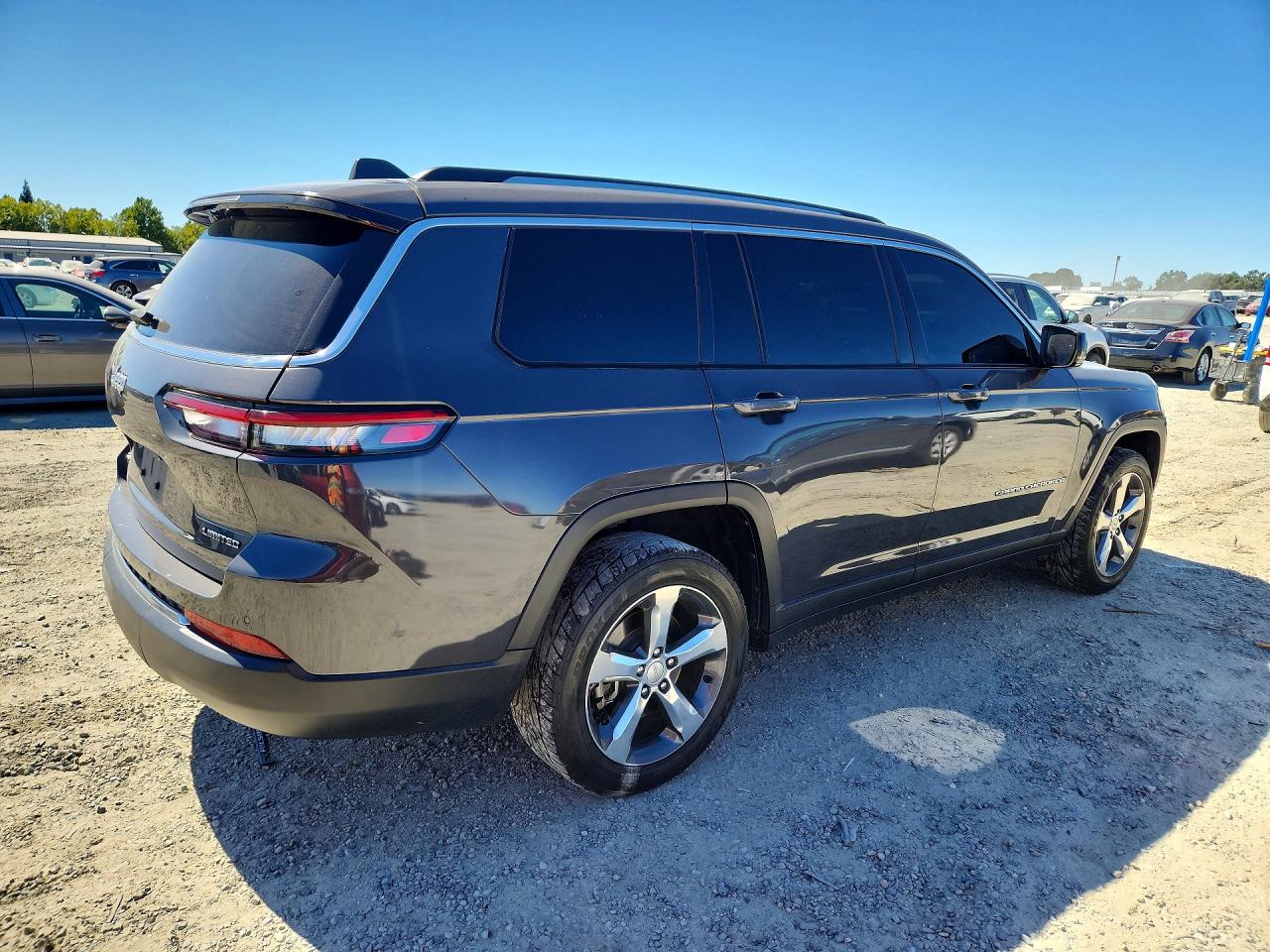 2021 JEEP GRAND CHEROKEE L LIMITED — снимка 3
