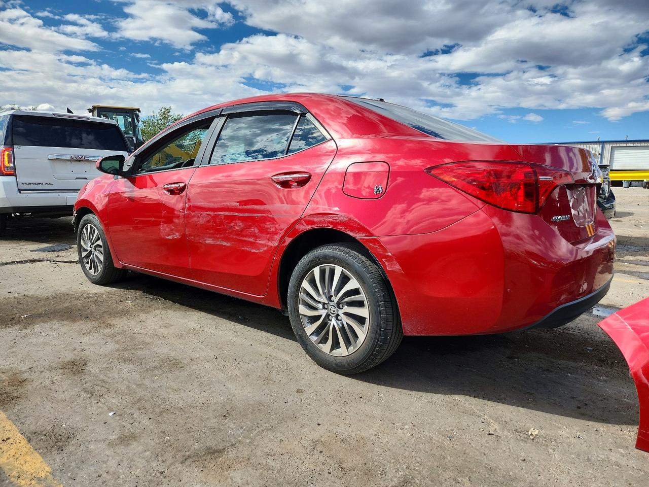 2018 TOYOTA COROLLA XLE — снимка 2