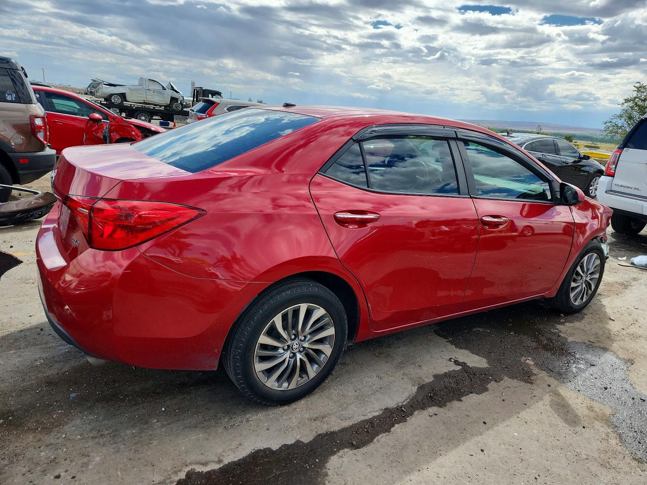 2018 TOYOTA COROLLA XLE — снимка 3