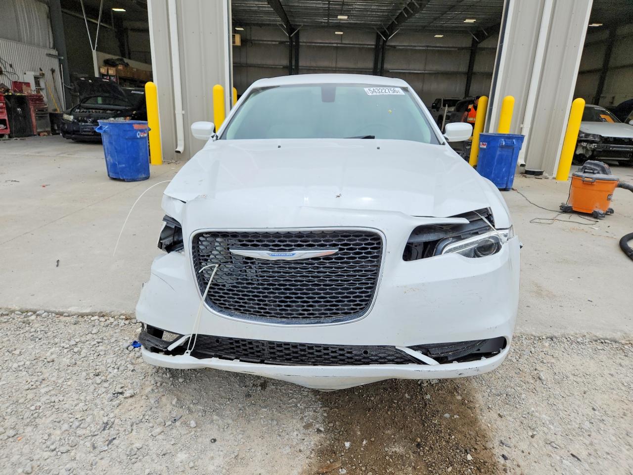 2017 CHRYSLER 300 LIMITED — снимка 5