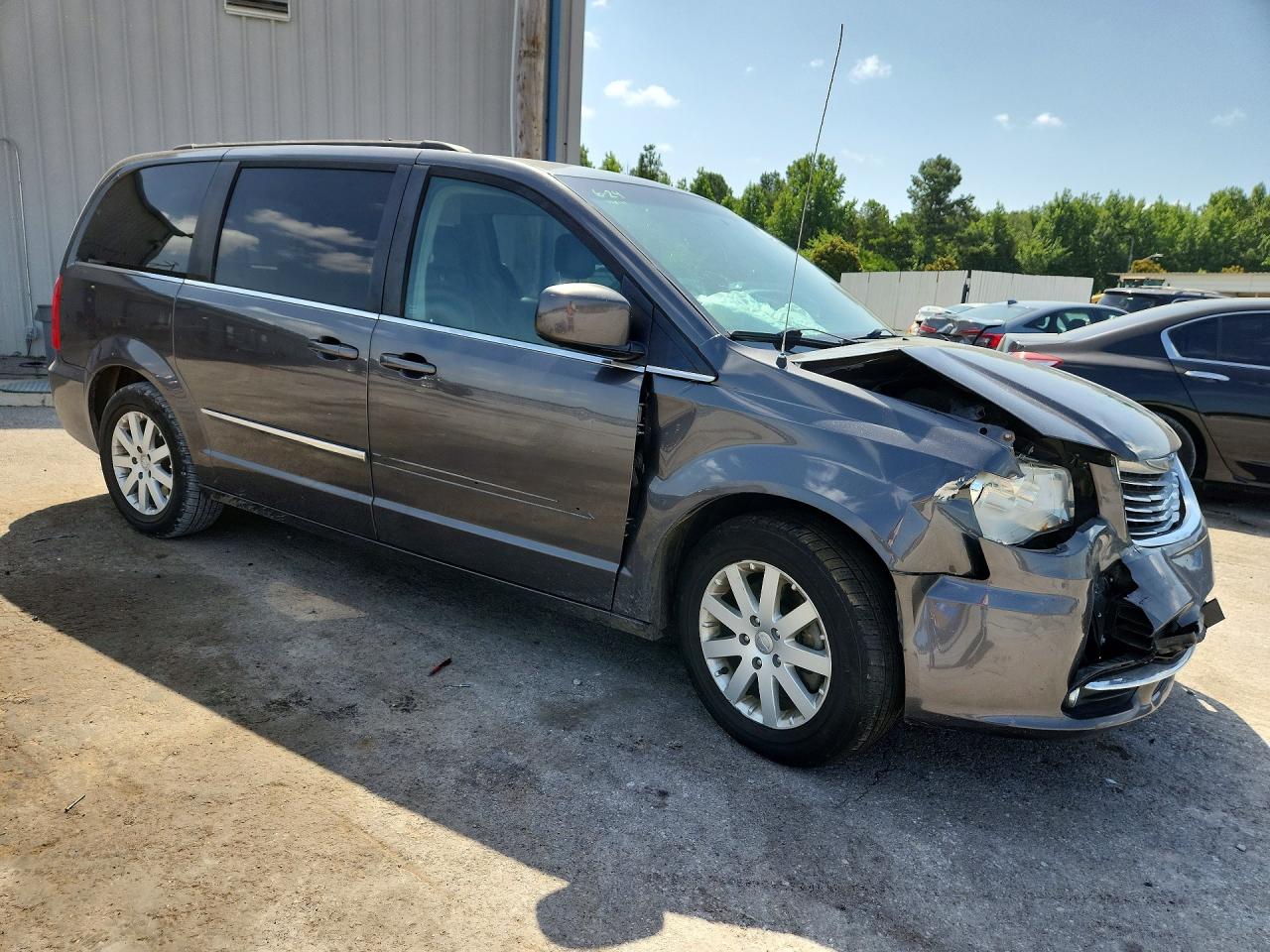 2015 CHRYSLER TOWN & COUNTRY TOURING — снимка 4