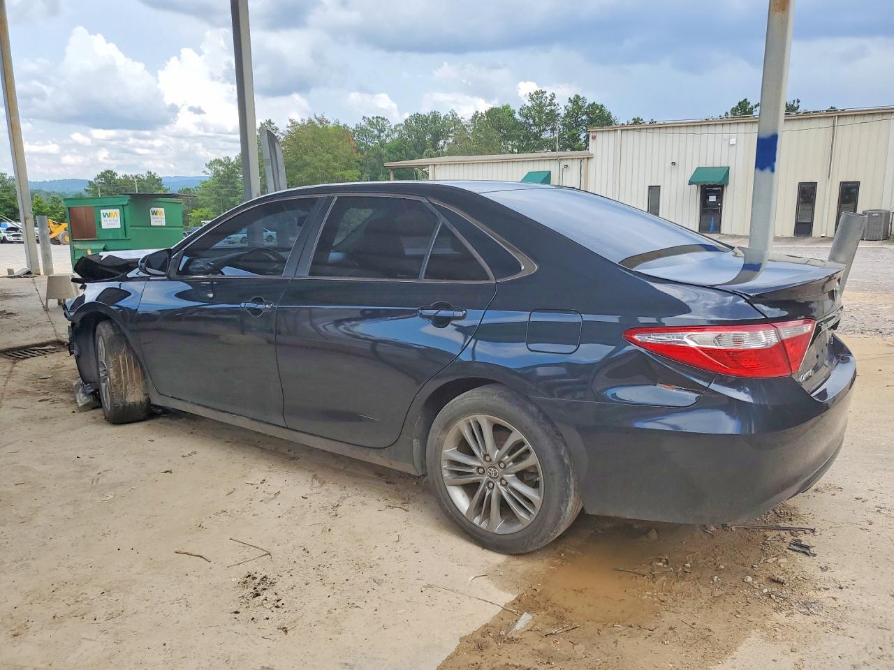 2015 TOYOTA CAMRY SE — снимка 2
