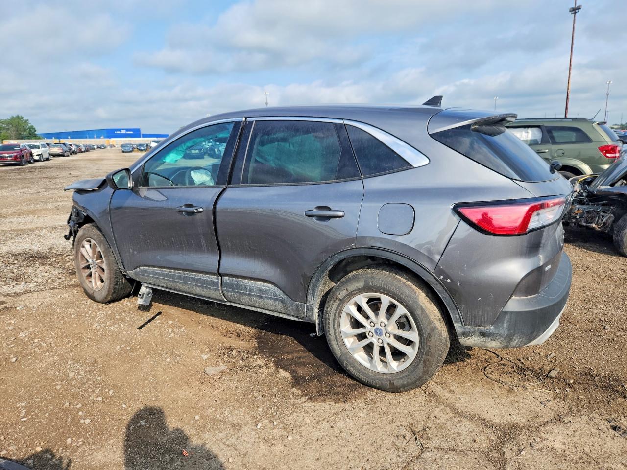 2022 FORD ESCAPE SE — снимка 2