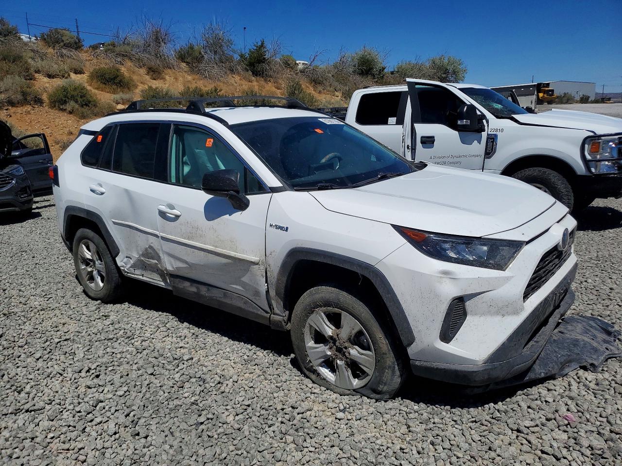 2021 TOYOTA RAV4 LE — снимка 4