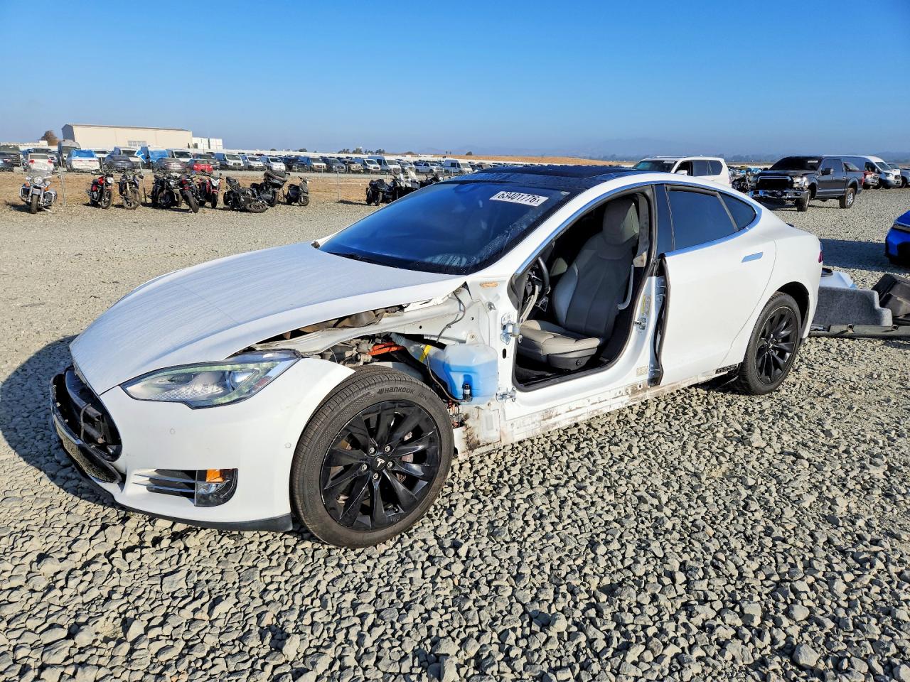 2015 TESLA MODEL S 85D