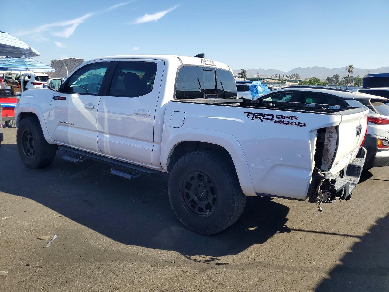 2019 TOYOTA TACOMA TRD SPORT — снимка 2