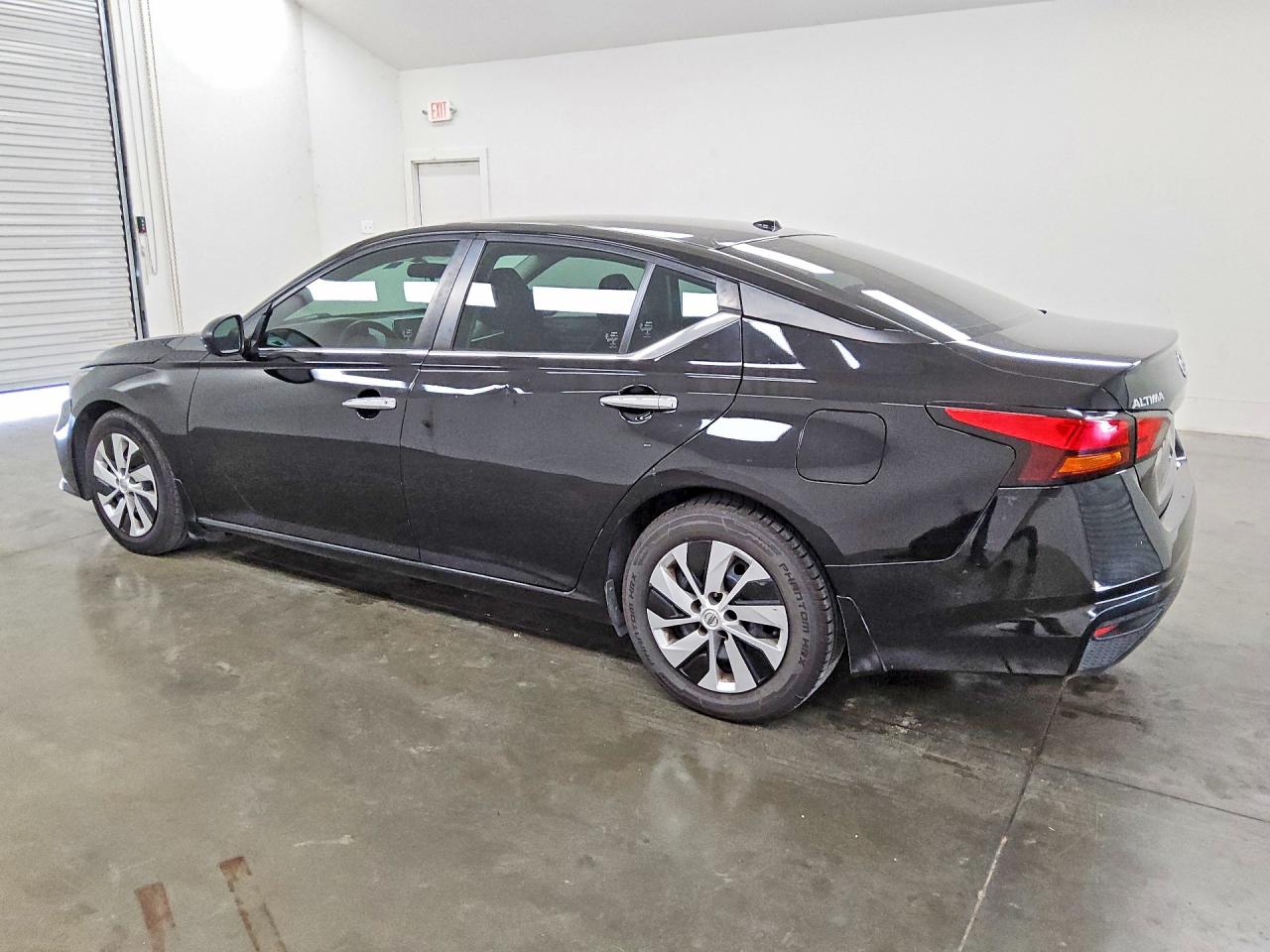 2019 NISSAN ALTIMA S — снимка 2