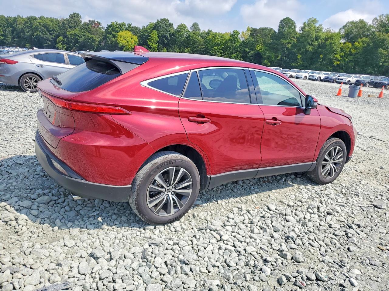 2026 TOYOTA VENZA LE — снимка 3