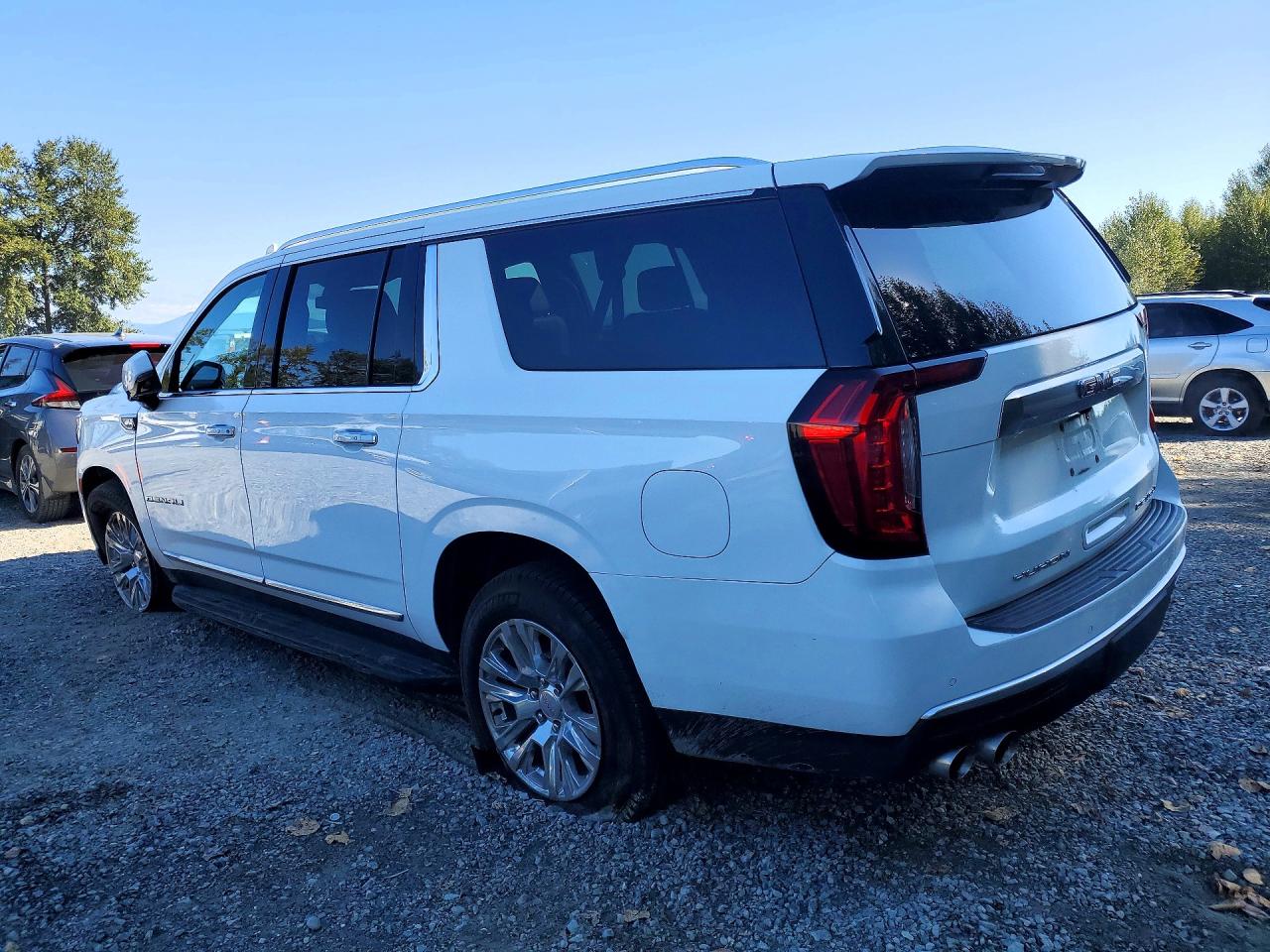 2022 GMC YUKON XL DENALI — снимка 2